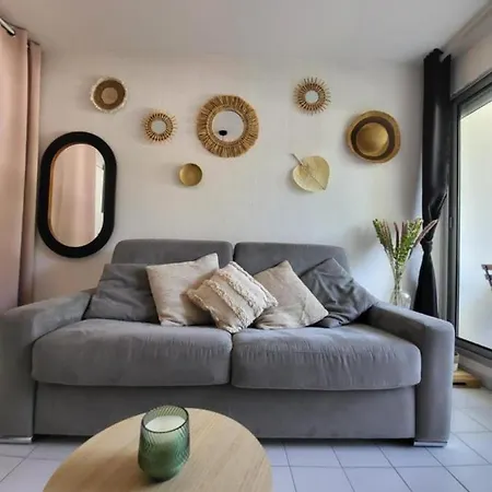 L Or Des Sables, La Petite Motte Apartment *